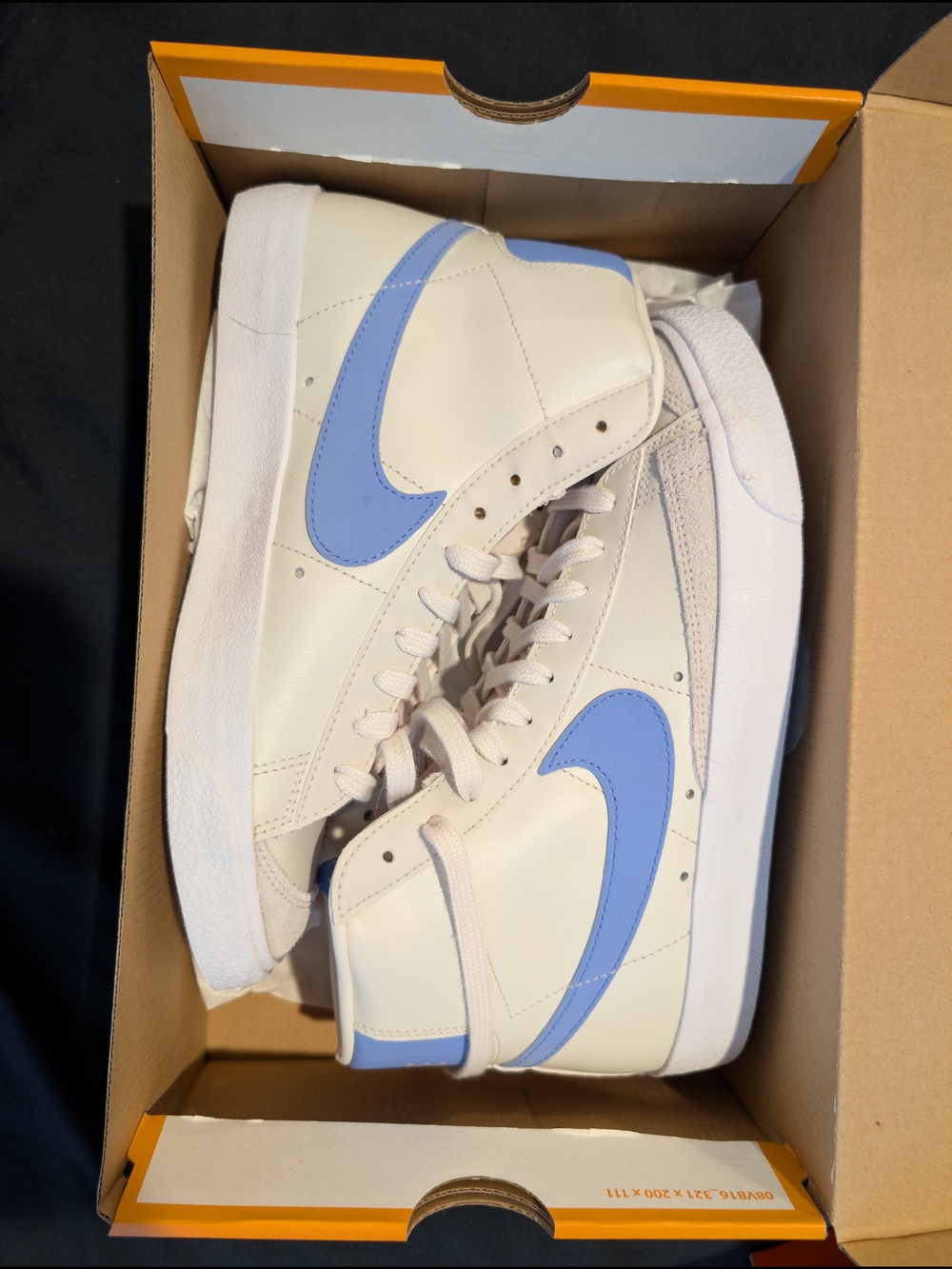 NWT Nike Blazer 8.5W/7M